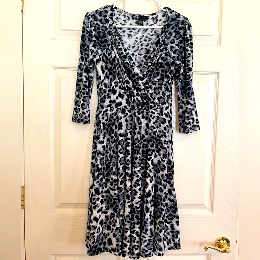 VESADE NEW YORK dress - Picture 4 of 13